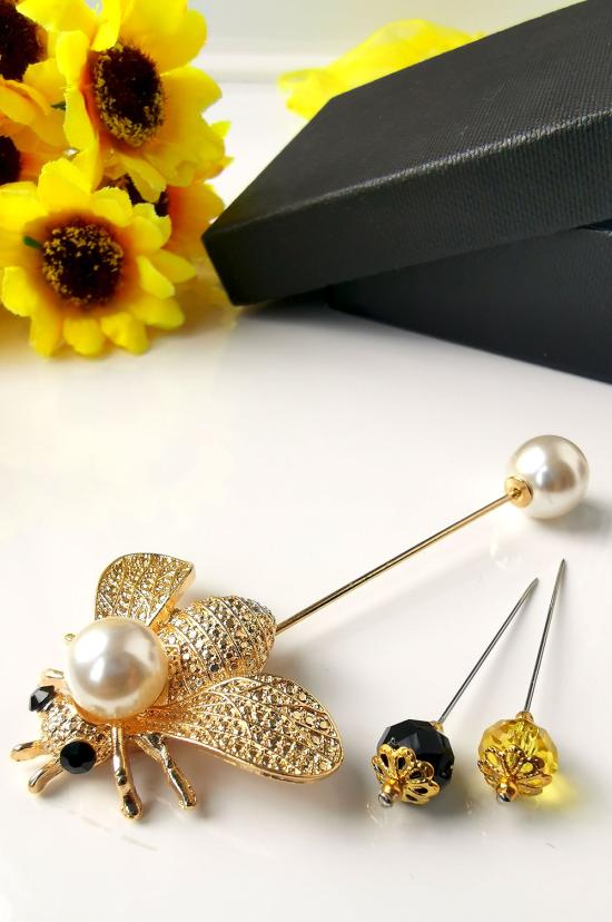 yellow pattern hijab pins